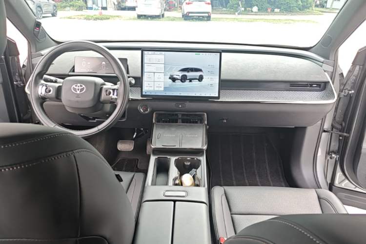 Used Toyota BZ 3X 2025 520 Pro+ LiDAR Edition Center Console