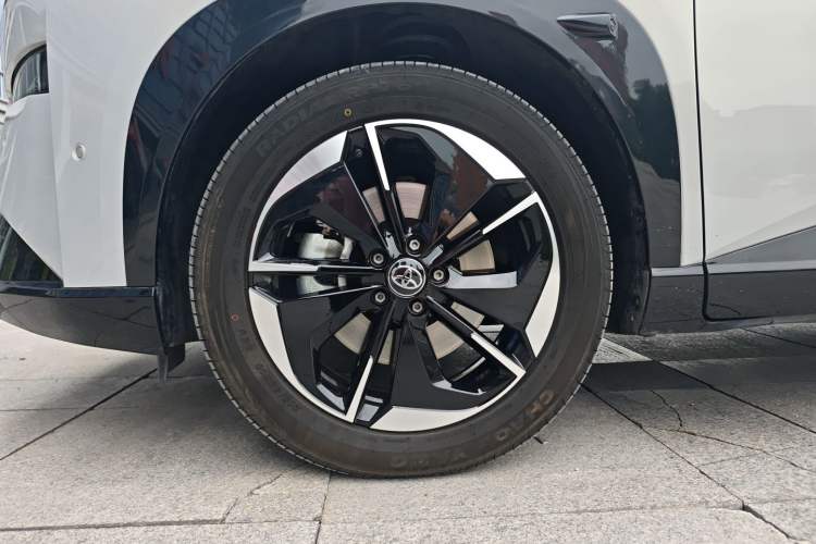 Used Toyota BZ 3X 2025 520 Pro+ LiDAR Edition Exterior 5