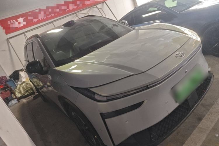 Used Toyota BZ 3X 2025 520 Pro+ LiDAR Edition Front Right 45 Deg