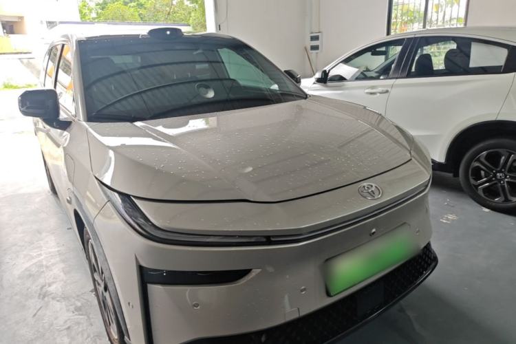 Used Toyota BZ 3X 2025 520 Pro+ LiDAR Edition Front Right 45 Deg