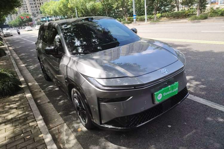 Used Toyota BZ 3X 2025 520 Pro LiDAR Edition Front Right 45 Deg