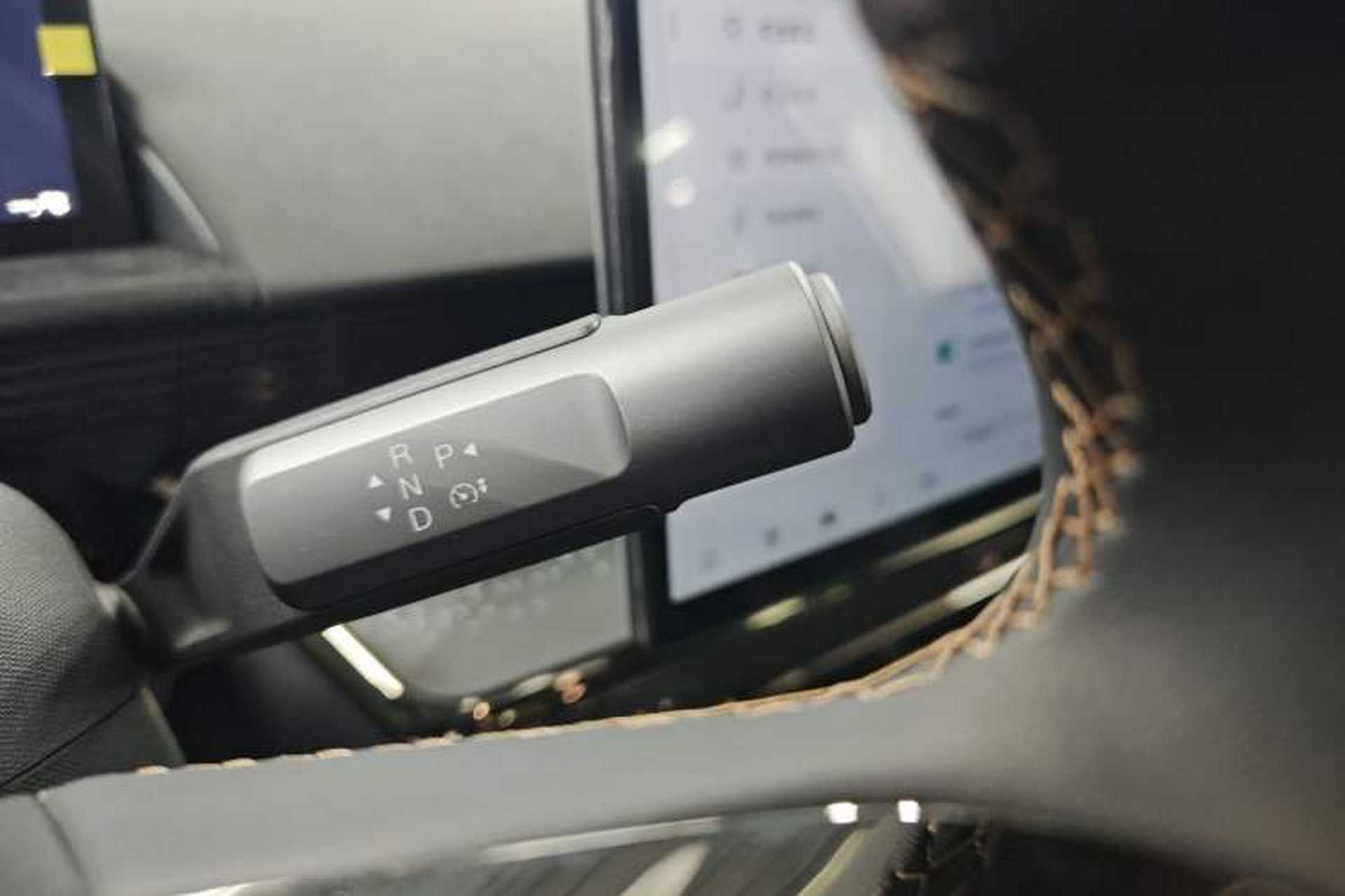 Used Toyota BZ 3X 2025 520 Pro LiDAR Edition Gear Lever