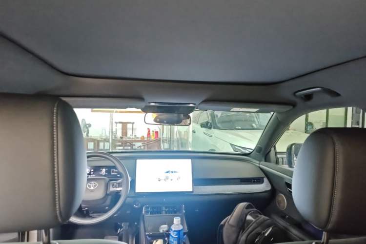 Used Toyota BZ 3X 2025 520 Pro+ LiDAR Edition Headliner