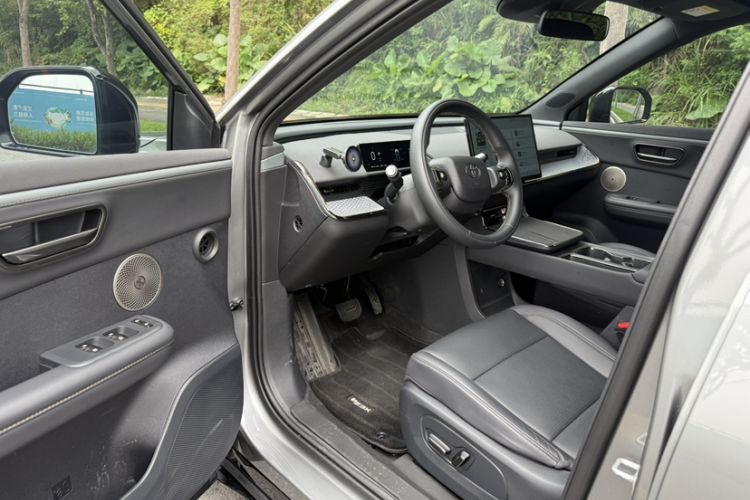 Used Toyota BZ 3X 2025 520 Pro LiDAR Edition Interior 4