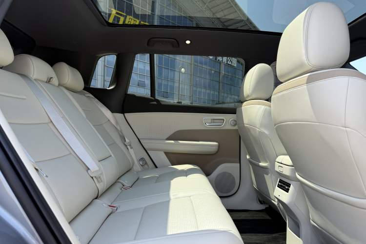 Used Toyota BZ 3X 2025 520 Pro+ LiDAR Edition Interior 5