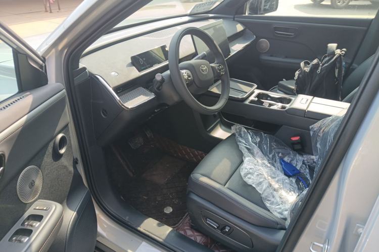 Used Toyota BZ 3X 2025 520 Pro Left Front Seat