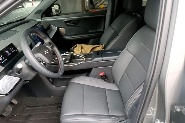 Used Toyota BZ 3X 2025 520 Pro+ LiDAR Edition Left Front Seat