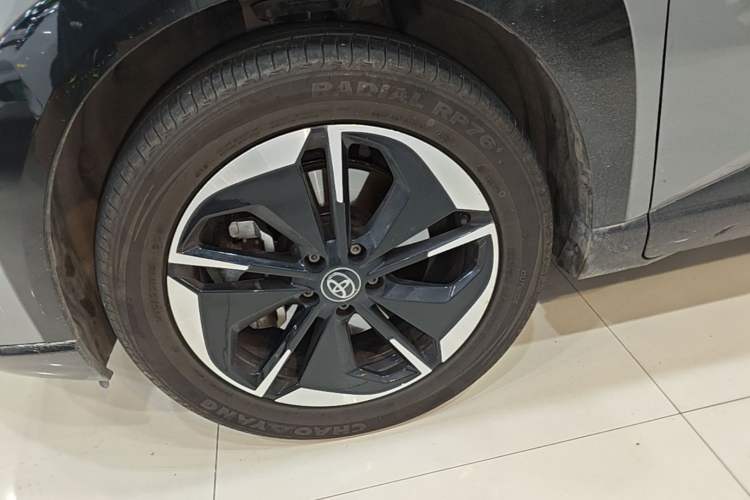 Used Toyota BZ 3X 2025 520 Pro LiDAR Edition Left Front Wheel Hub