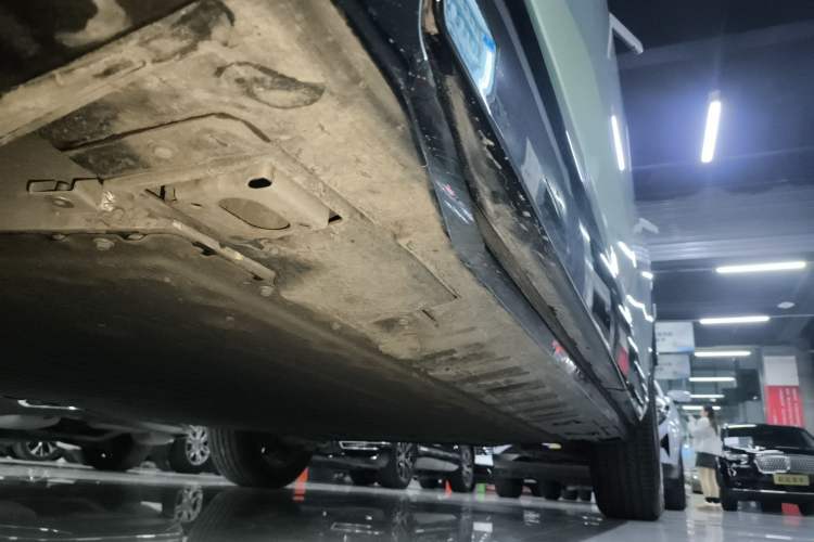 Used Toyota BZ 3X 2025 520 Pro+ Left Side Sill