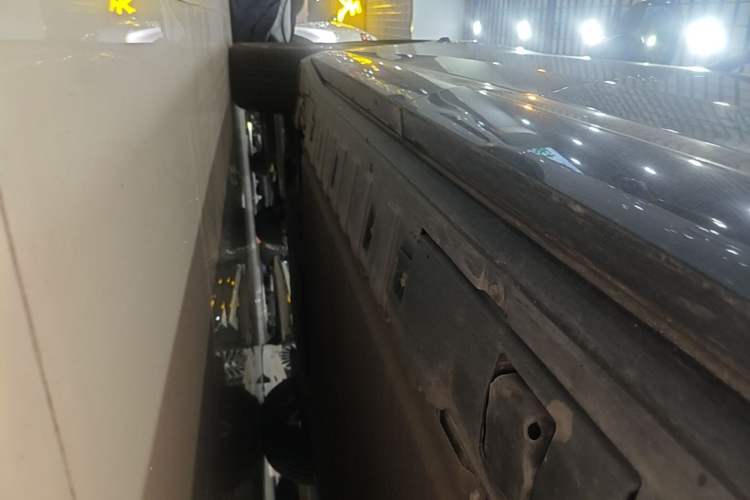 Used Toyota BZ 3X 2025 520 Pro LiDAR Edition Left Side Sill