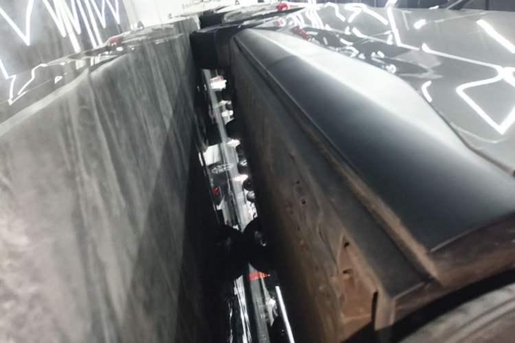 Used Toyota BZ 3X 2025 520 Pro Left Side Sill