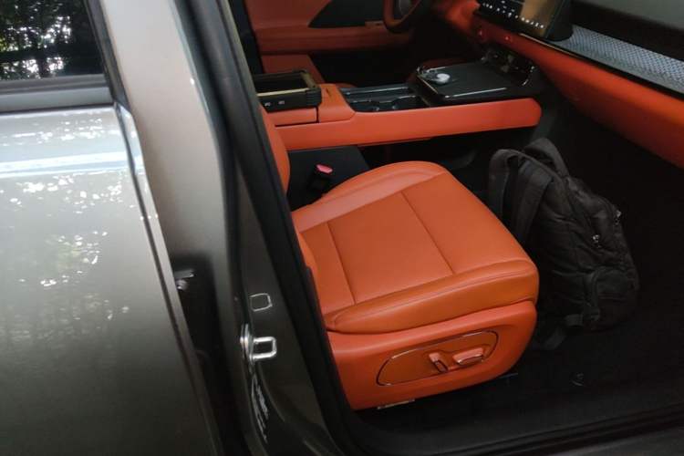 Used Toyota BZ 3X 2025 520 Pro Right Front Seat