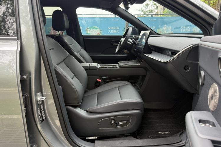 Used Toyota BZ 3X 2025 520 Pro LiDAR Edition Right Front Seat