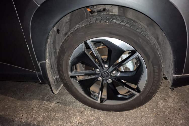 Used Toyota BZ 3X 2025 430 Air Right Front Wheel Hub