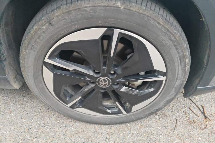Used Toyota BZ 3X 2025 520 Pro Right Front Wheel Hub