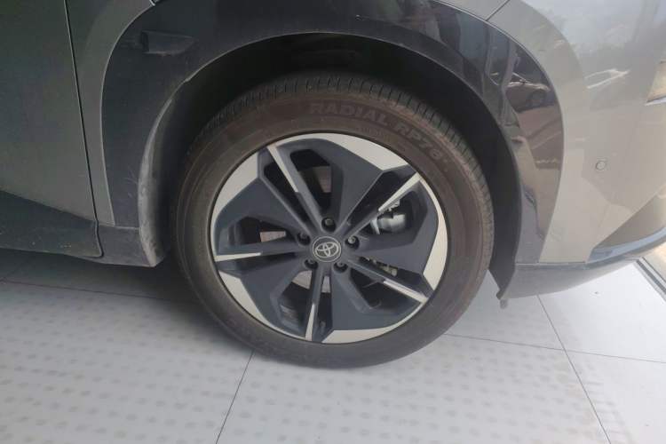 Used Toyota BZ 3X 2025 520 Pro LiDAR Edition Right Front Wheel Hub
