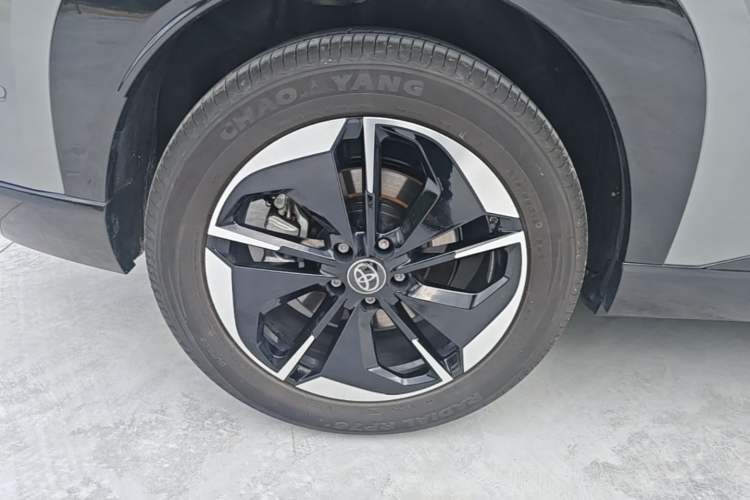 Used Toyota BZ 3X 2025 520 Pro+ LiDAR Edition Right Rear Wheel Hub