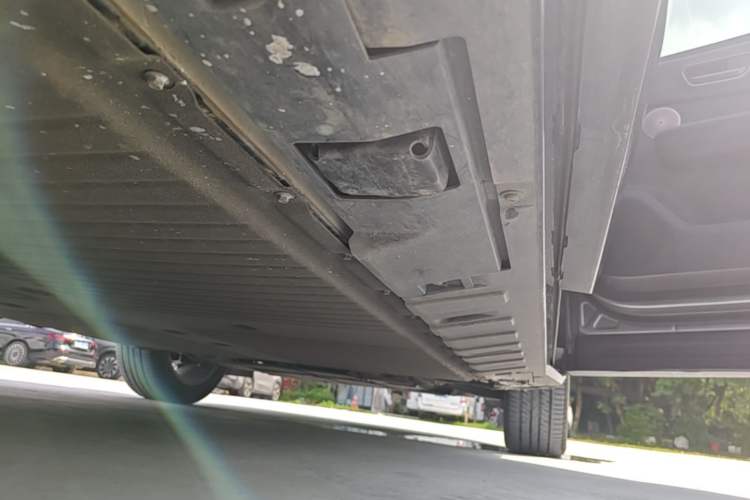 Used Toyota BZ 3X 2025 520 Pro+ LiDAR Edition Right Side Sill