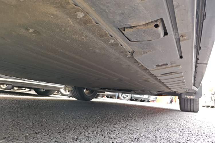 Used Toyota BZ 3X 2025 520 Pro+ LiDAR Edition Right Side Sill