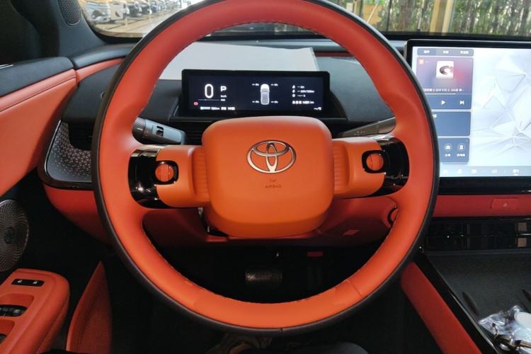 Used Toyota BZ 3X 2025 520 Pro Steering Wheel