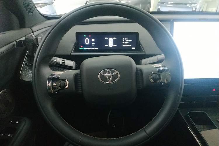 Used Toyota BZ 3X 2025 520 Pro LiDAR Edition Steering Wheel