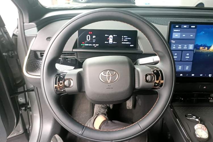 Used Toyota BZ 3X 2025 520 Pro+ LiDAR Edition Steering Wheel