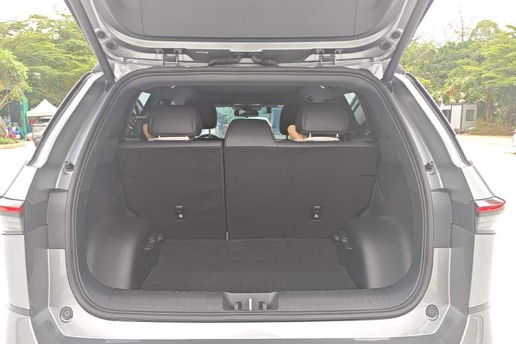 Used Toyota BZ 3X 2025 520 Pro+ LiDAR Edition Trunk