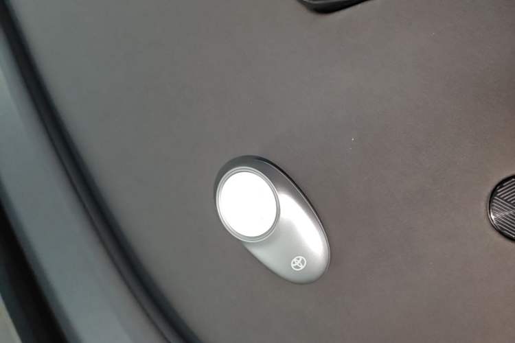 Used Toyota BZ 3X 2025 520 Pro LiDAR Edition Vehicle Key