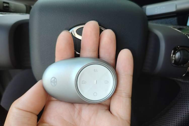 Used Toyota BZ 3X 2025 520 Pro LiDAR Edition Vehicle Key