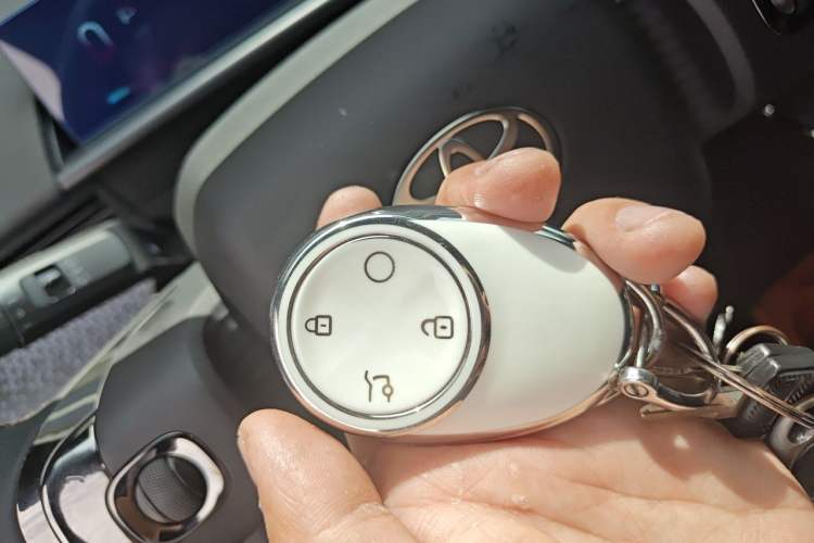 Used Toyota BZ 3X 2025 520 Pro LiDAR Edition Vehicle Key