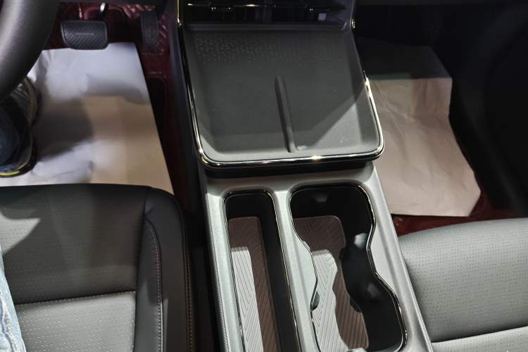 Used Toyota BZ 3X 2025 430 Air+ Gear Lever