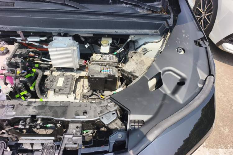 Used Toyota BZ 3X 2025 610 Max Engine Bay Left