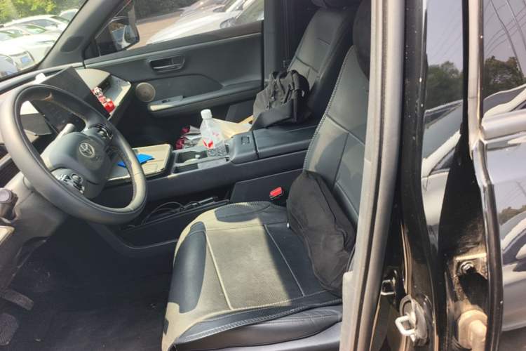 Used Toyota BZ 3X 2025 610 Max Left Front Seat