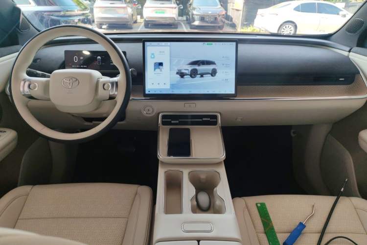 Used Toyota BZ 3X 2025 520 Pro+ LiDAR Edition Center Console