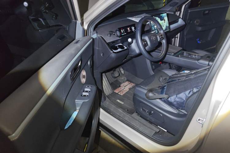 Used Toyota BZ 3X 2025 520 Pro+ LiDAR Edition Driver Seat