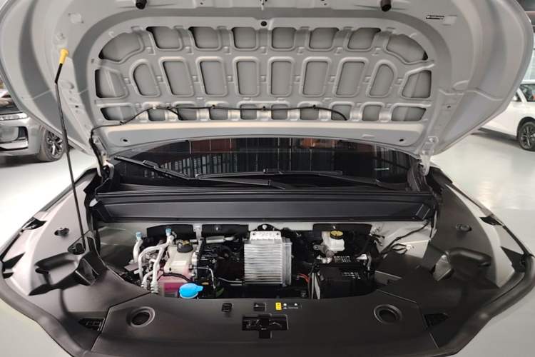 Used Toyota BZ 3X 2025 520 Pro LiDAR Edition Engine Bay