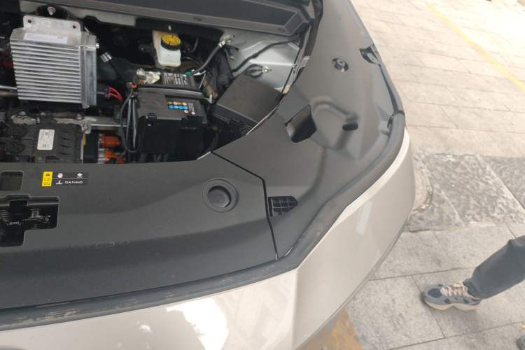 Used Toyota BZ 3X 2025 520 Pro LiDAR Edition Engine Bay Left