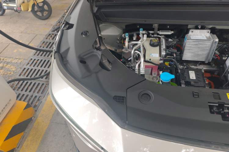 Used Toyota BZ 3X 2025 520 Pro LiDAR Edition Engine Bay Right