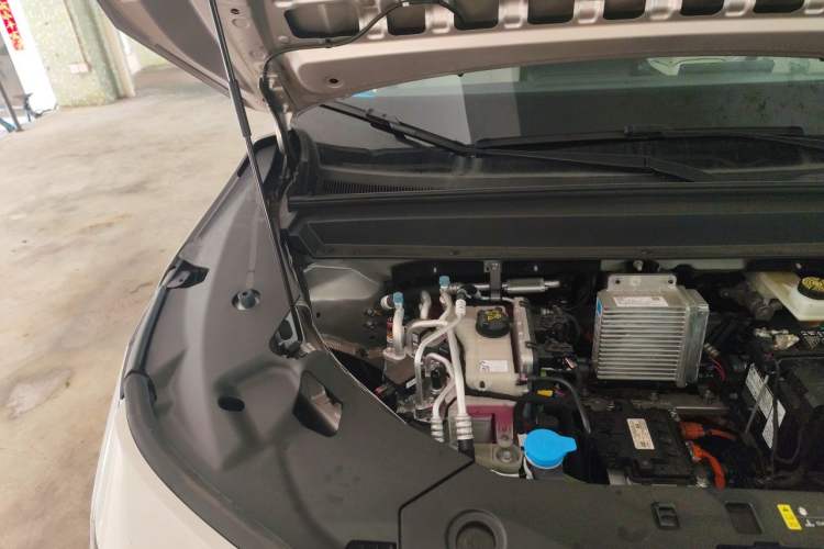 Used Toyota BZ 3X 2025 520 Pro LiDAR Edition Engine Bay Right