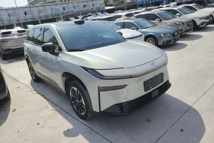 Used Toyota BZ 3X 2025 520 Pro+ LiDAR Edition Front Right 45 Deg