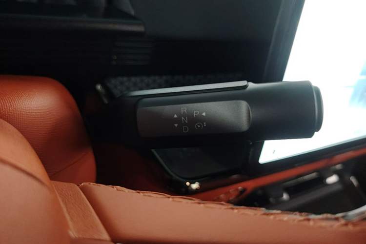Used Toyota BZ 3X 2025 520 Pro LiDAR Edition Gear Lever