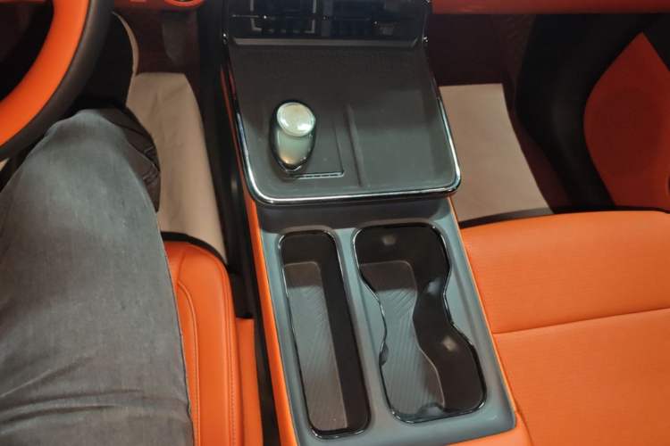 Used Toyota BZ 3X 2025 520 Pro+ LiDAR Edition Gear Lever