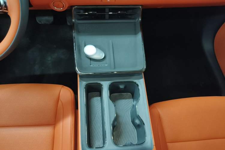 Used Toyota BZ 3X 2025 520 Pro+ LiDAR Edition Gear Lever