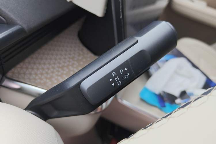 Used Toyota BZ 3X 2025 520 Pro LiDAR Edition Gear Lever