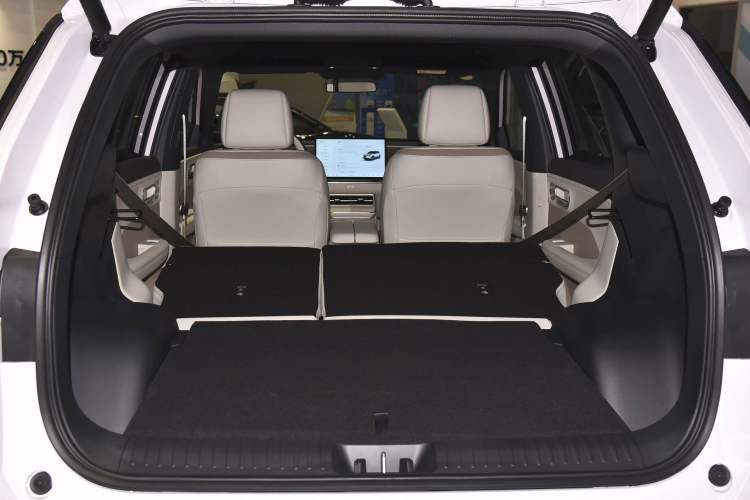 Used Toyota BZ 3X 2025 520 Pro+ LiDAR Edition Interior 12