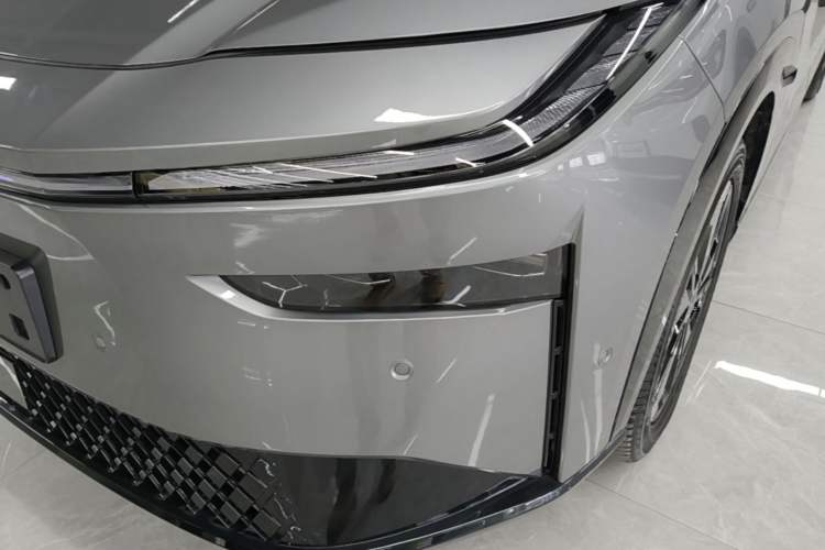 Used Toyota BZ 3X 2025 520 Pro+ LiDAR Edition Left Front Headlight