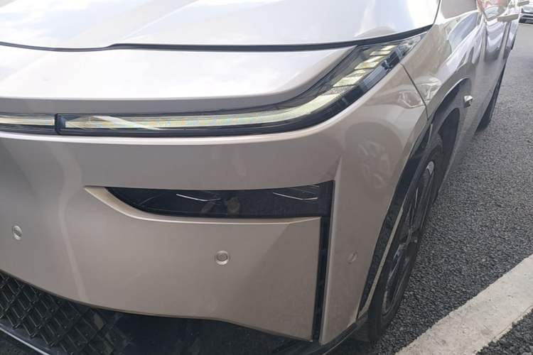 Used Toyota BZ 3X 2025 520 Pro LiDAR Edition Left Front Headlight