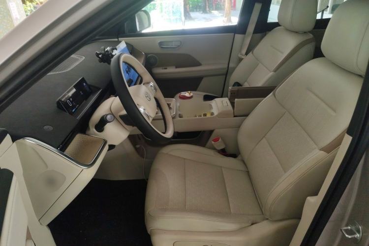 Used Toyota BZ 3X 2025 520 Pro LiDAR Edition Left Front Seat
