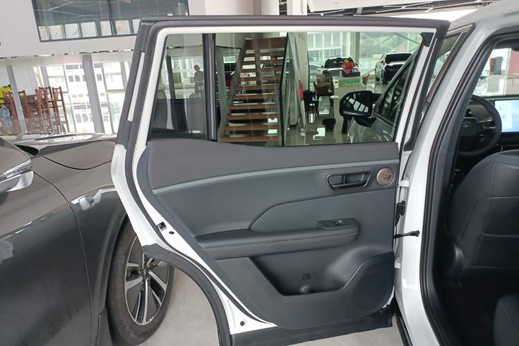Used Toyota BZ 3X 2025 520 Pro LiDAR Edition Left Rear Door Interior