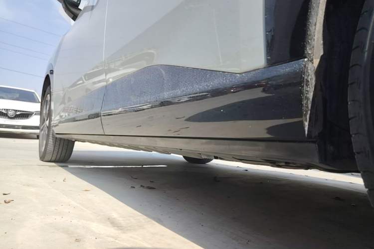Used Toyota BZ 3X 2025 520 Pro+ LiDAR Edition Left Side Sill